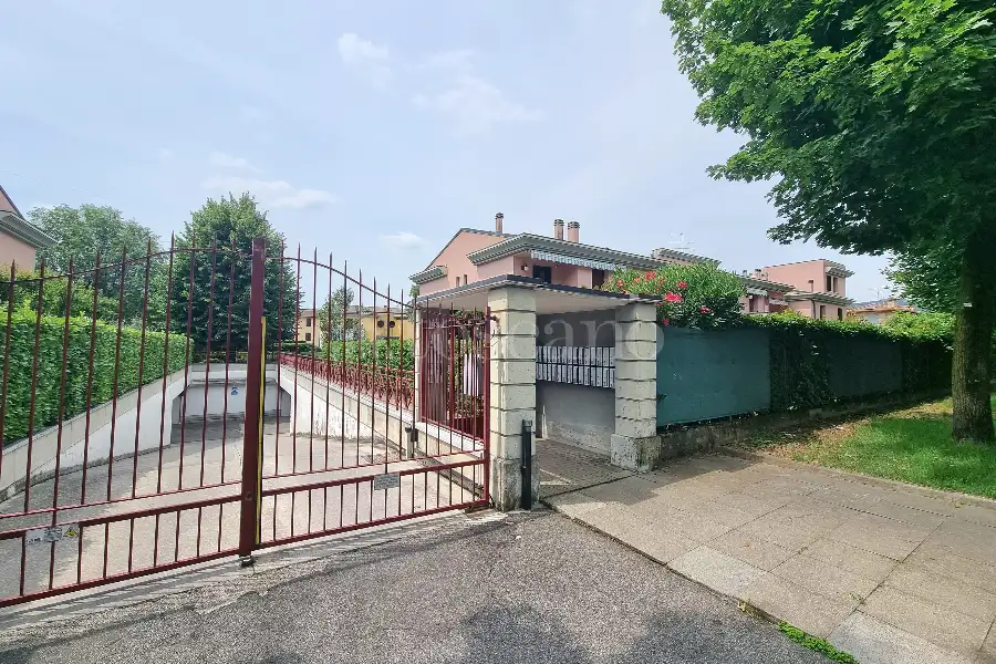 Villa in vendita di 270 mq a €540.000 (rif. 47/2026)
