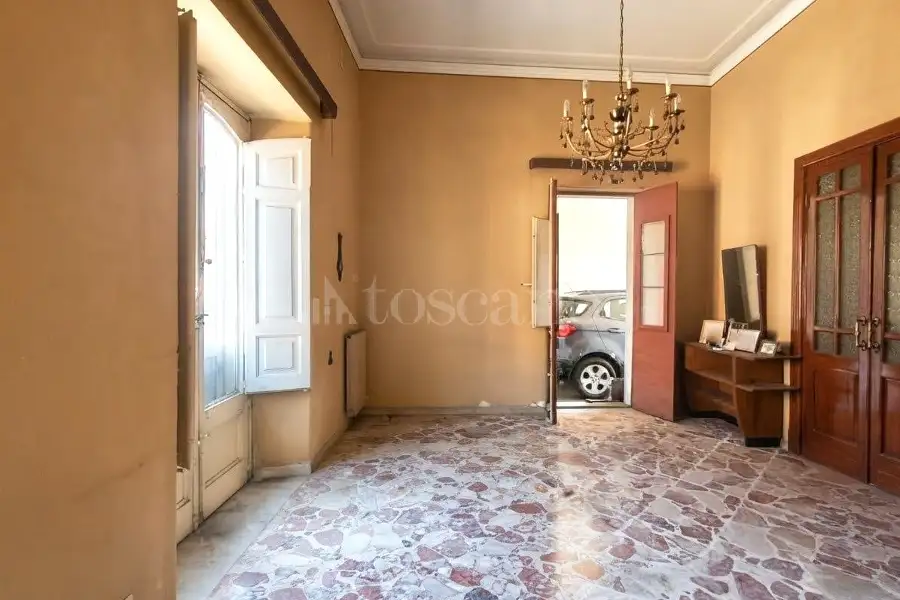 Casa Indipendente in vendita di 416 mq a €298.000 (rif. 174/2026)