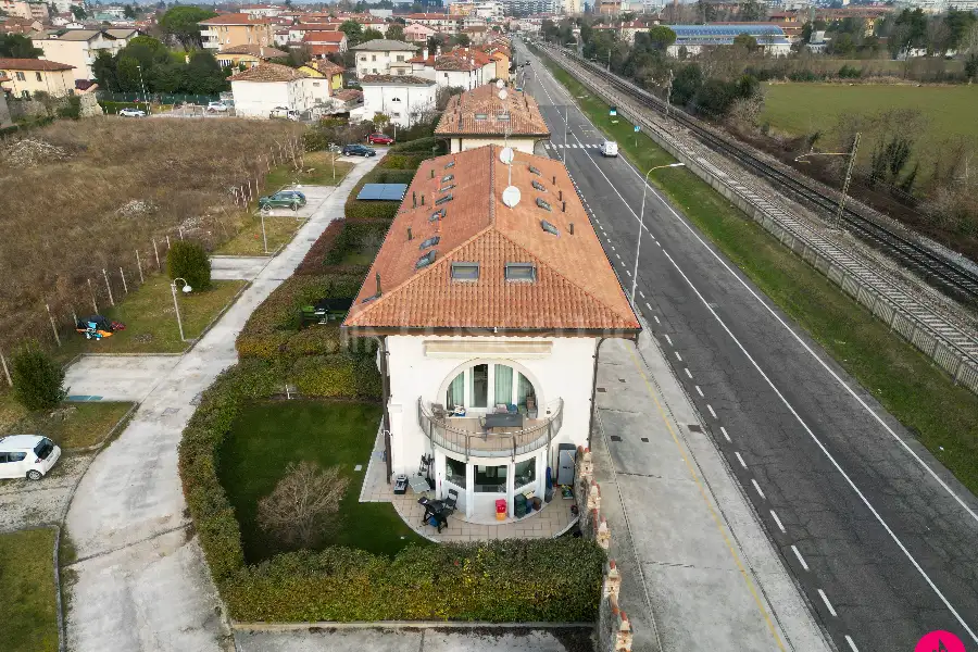 Casa in vendita di 140 mq a €315.000 (rif. 3/2026)