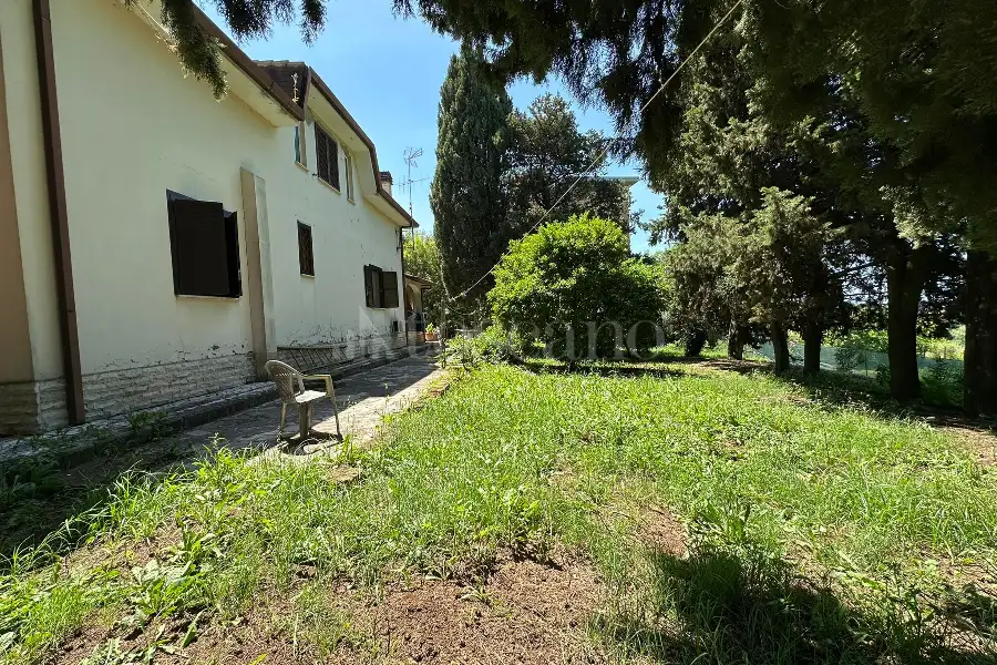 Villa in vendita di 260 mq a €849.000 (rif. 24/2025)