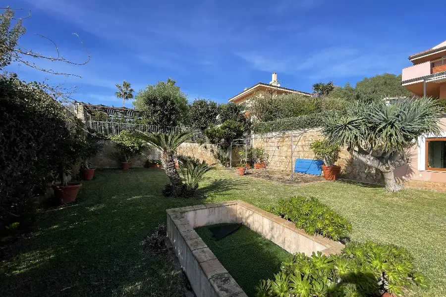 Villa in vendita di 500 mq a €1.500.000 (rif. 45/2025)