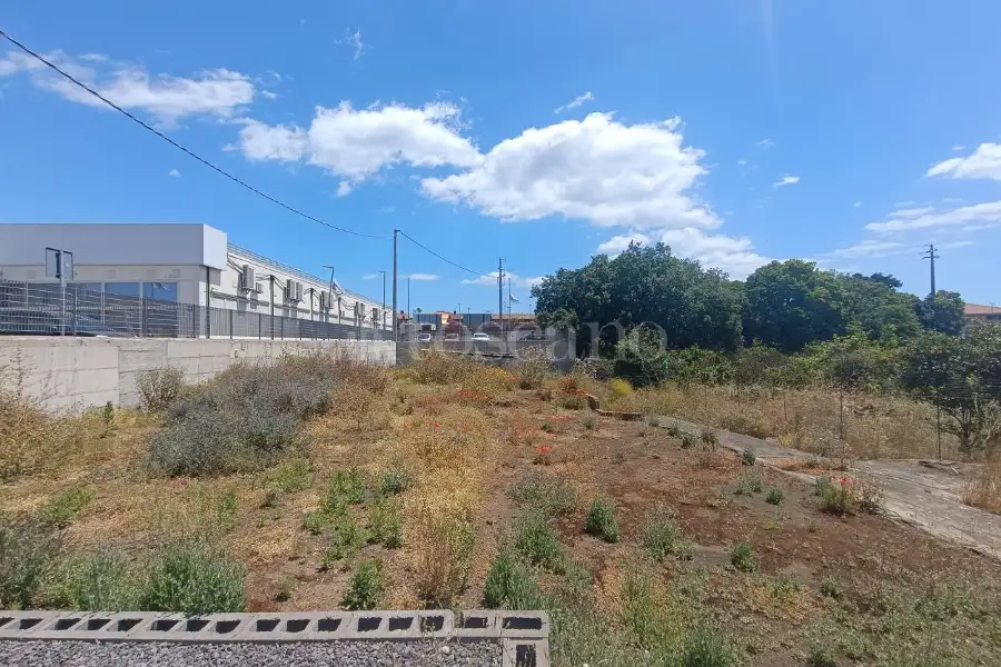 Edificabile Commerciale in vendita di 920 mq a €139.000 (rif. 79/2026)