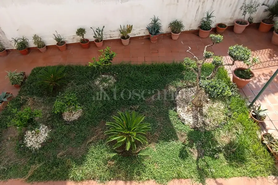 Villa Bifamiliare in vendita di 480 mq a €499.000 (rif. 171/2026)