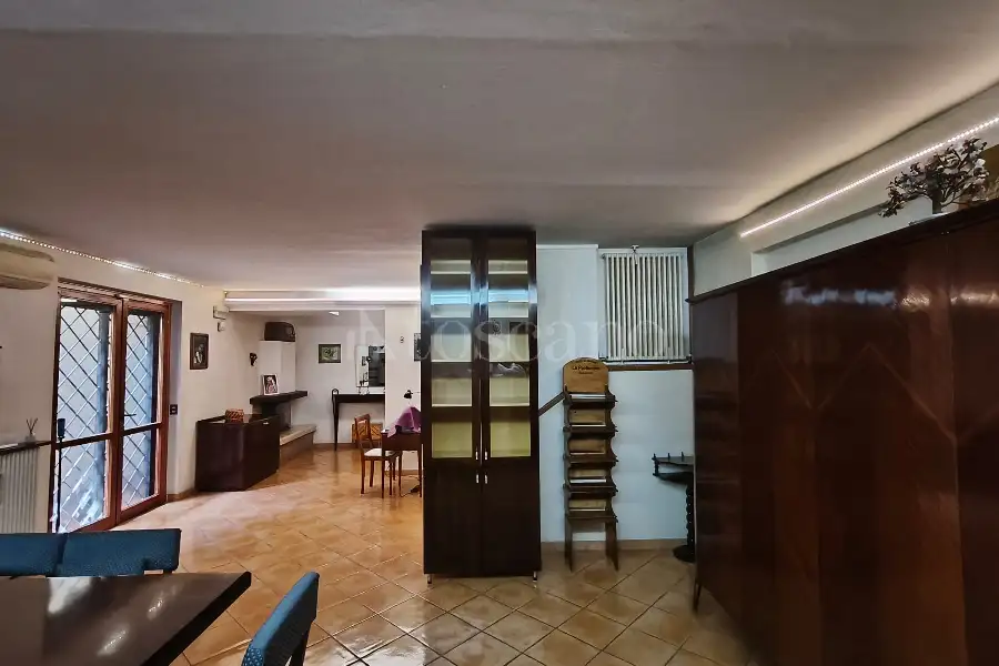 Villa Plurifamiliare in vendita di 210 mq a €585.000 (rif. 56/2026)