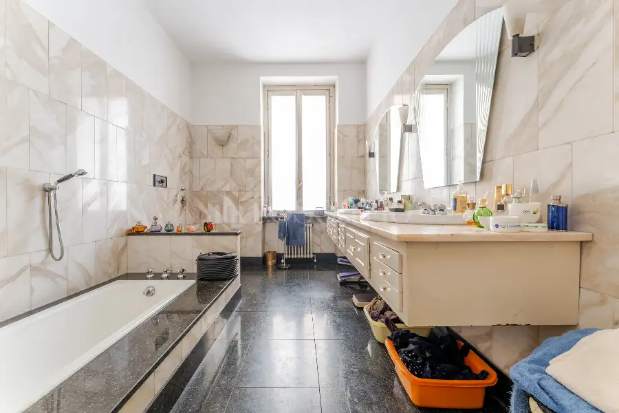 Casa in vendita di 360 mq trattativa riservata (rif. 44/2026)