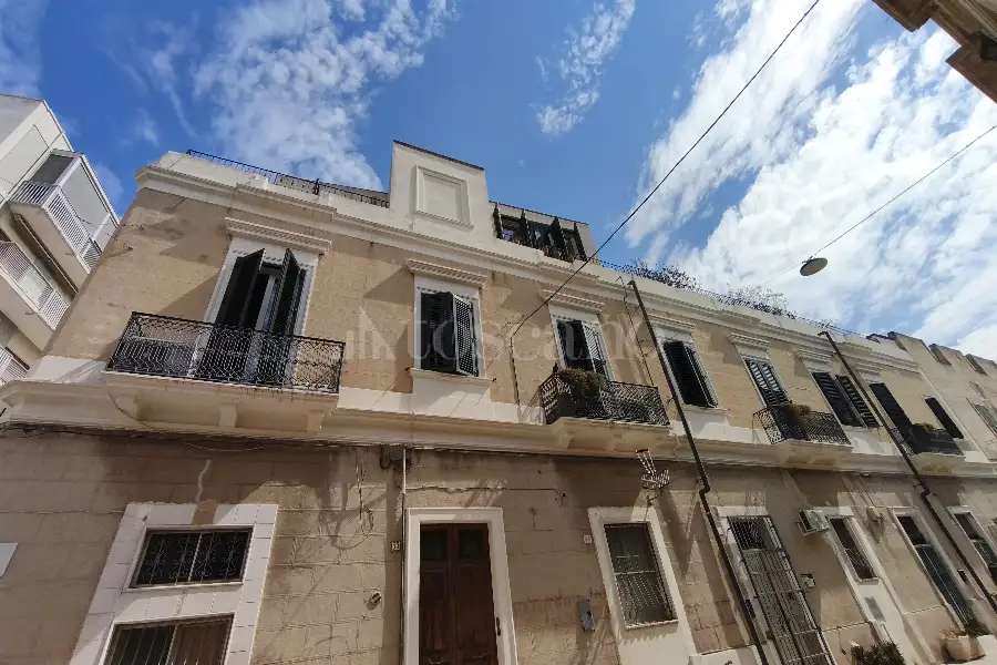 Casa Indipendente in vendita di 170 mq a €426.000 (rif. 43/2026)