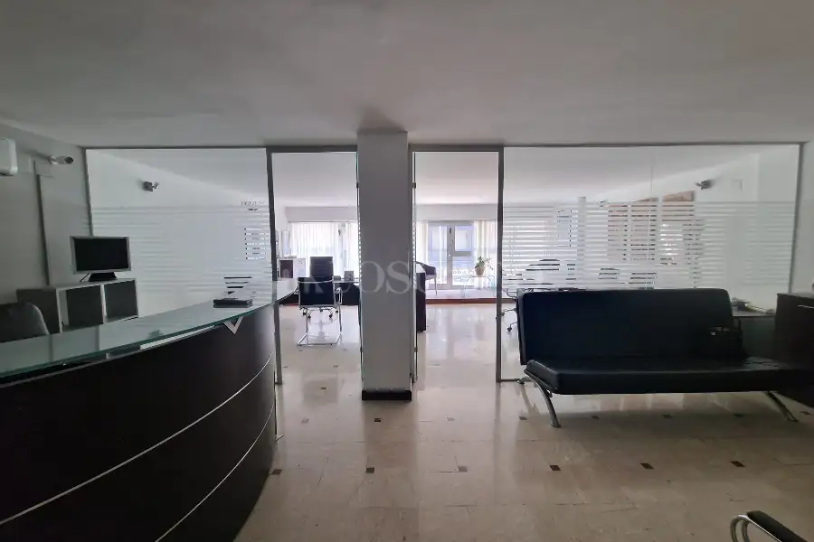 Ufficio in vendita di 100 mq a €255.000 (rif. 25/2026)