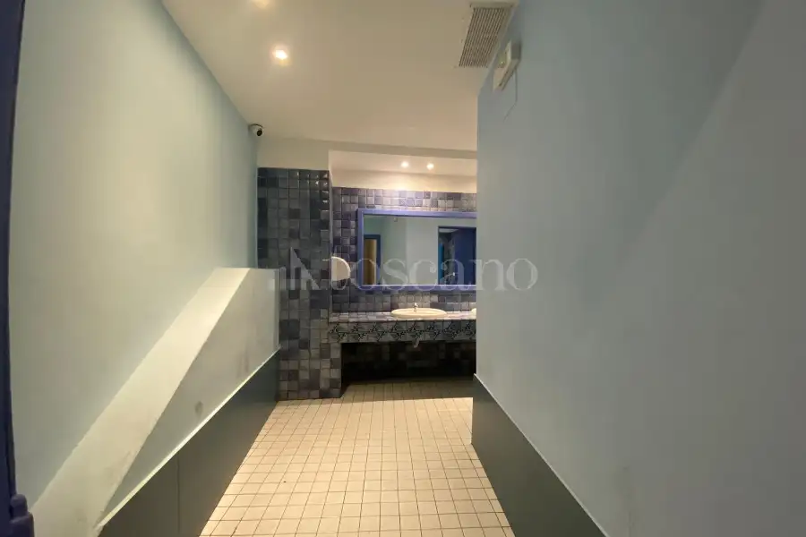 Negozio in vendita di 1.200 mq a €1.250.000 (rif. 40/2026)