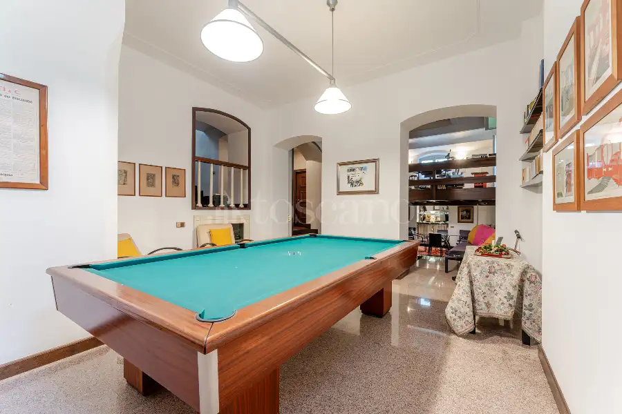 Casa in vendita di 360 mq trattativa riservata (rif. 44/2026)