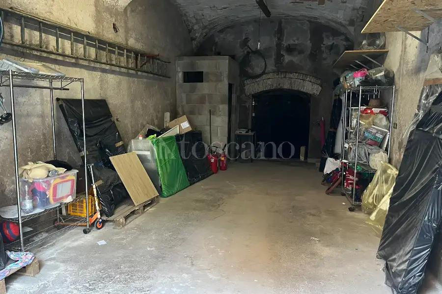 Box in vendita di 34 mq a €26.000 (rif. 56/2026)