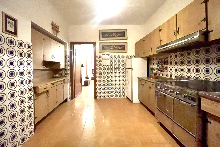 Villa in vendita di 400 mq a €295.000 (rif. 2/2026)