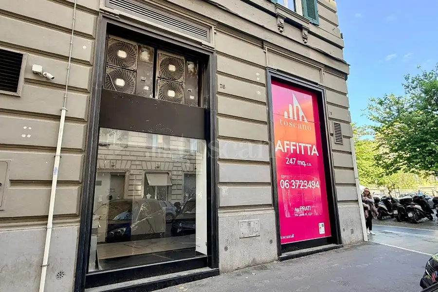 Negozio in affitto di 247 mq a €16.000 (rif. 15/2025)