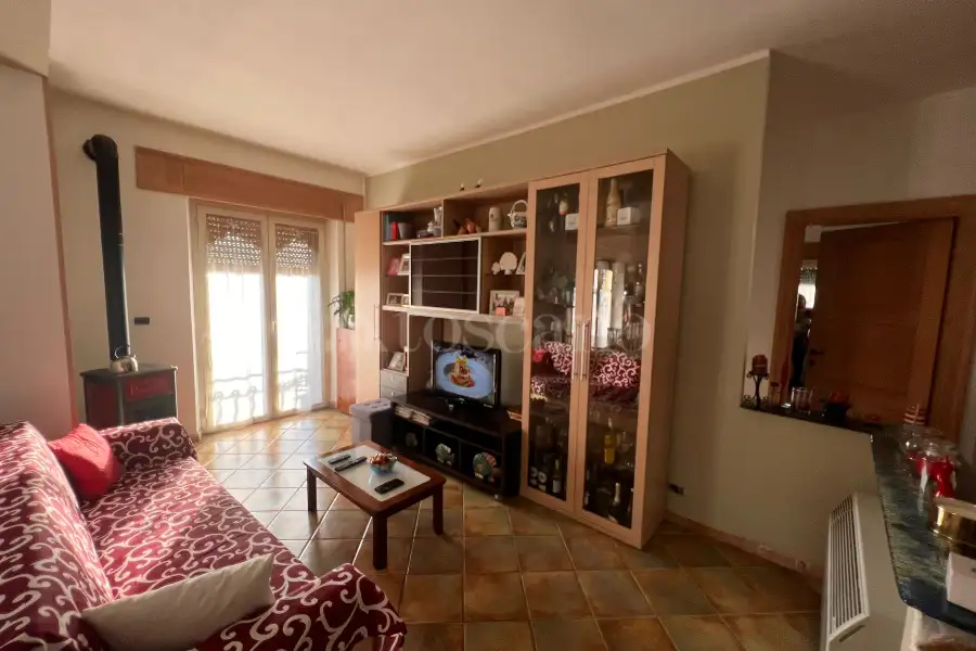 Palazzo in vendita di 800 mq a €390.000 (rif. 20/2024)