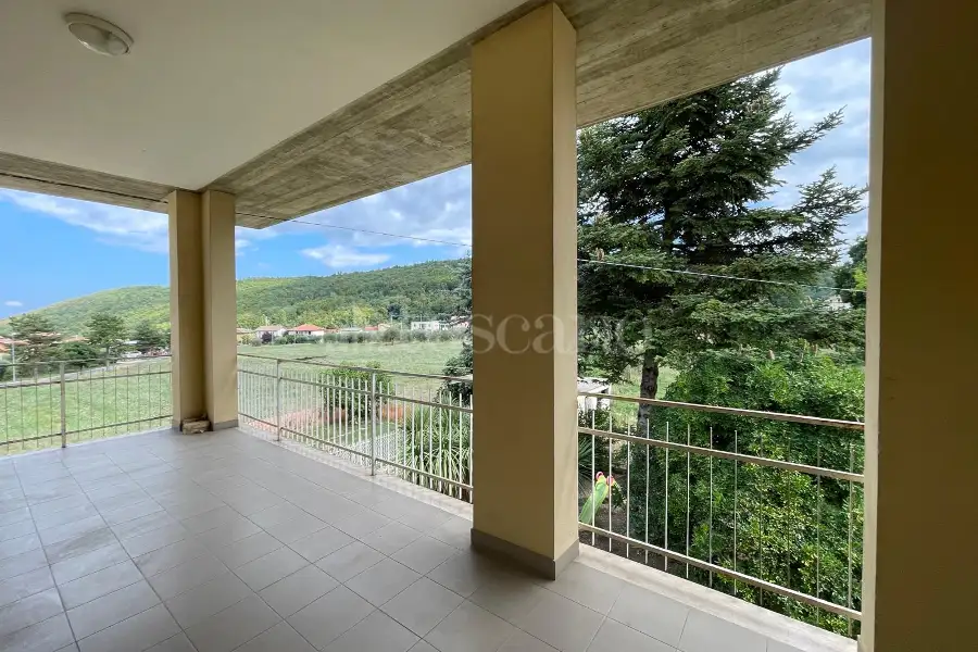 Villa Bifamiliare in vendita di 200 mq a €180.000 (rif. 45/2025)