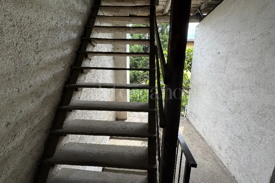 Casa Indipendente in vendita di 300 mq a €330.000 (rif. 4/2026)