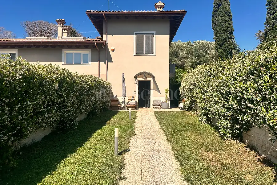 Villino a Schiera in vendita di 95 mq a €345.000 (rif. 24/2026)
