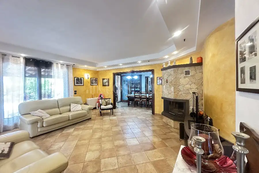 Villa in vendita di 250 mq a €470.000 (rif. 67/2025)