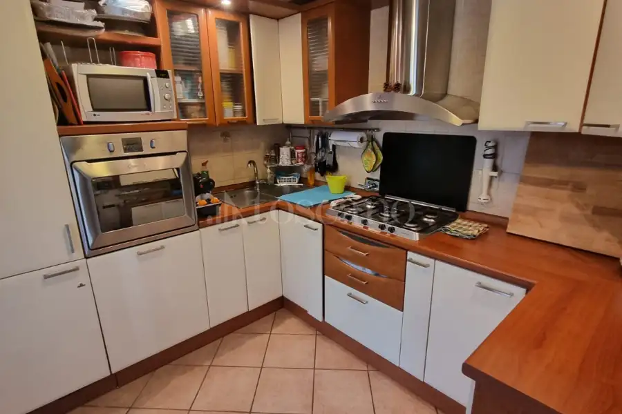 Villa Bifamiliare in vendita di 190 mq a €375.000 (rif. 40/2025)