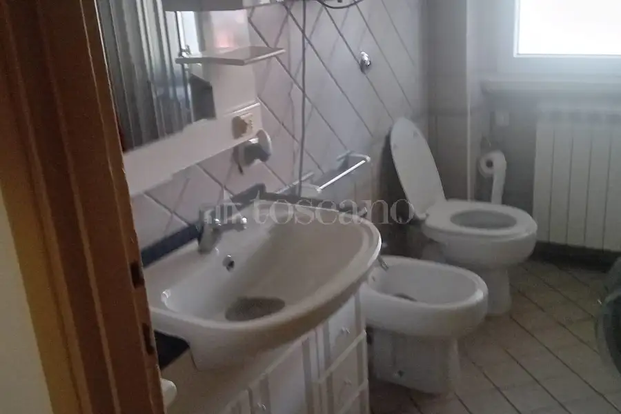 Casa Indipendente in vendita di 250 mq a €500.000 (rif. 106/2026)