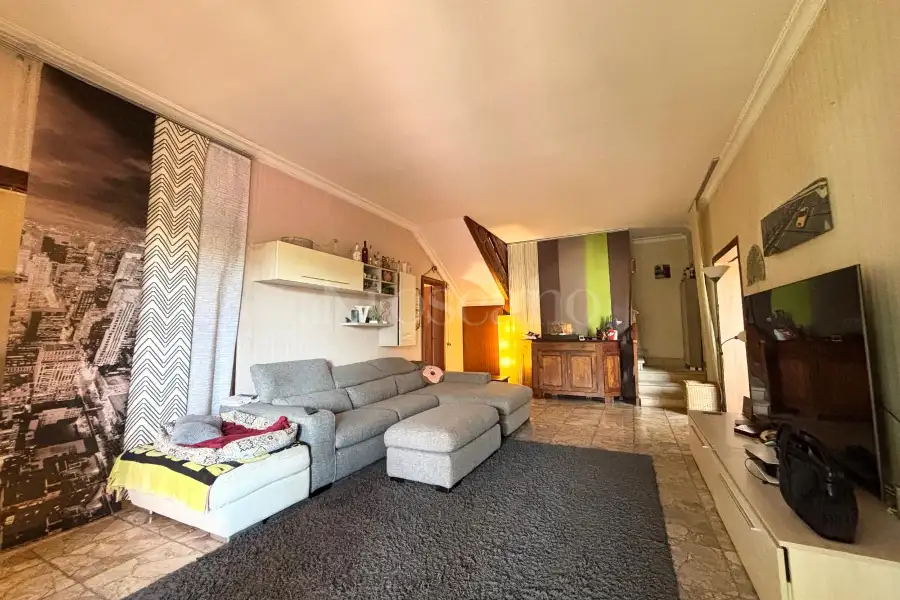 Villa Plurifamiliare in vendita di 228 mq a €519.000 (rif. 37/2025)