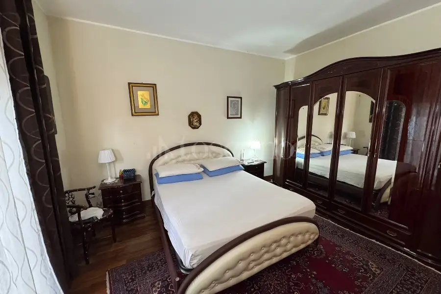 Villa Bifamiliare in vendita di 480 mq a €499.000 (rif. 171/2026)