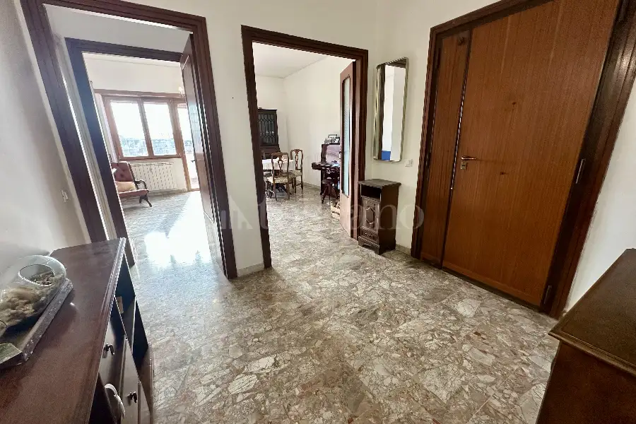 Attico in vendita di 115 mq a €395.000 (rif. 1/2026)