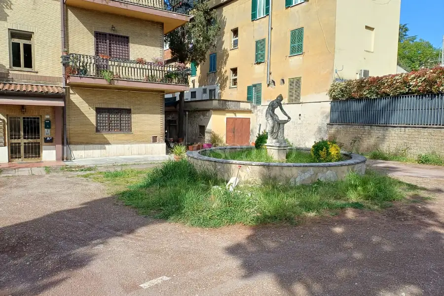 Magazzino in vendita di 42 mq a €98.000 (rif. 4/2026)