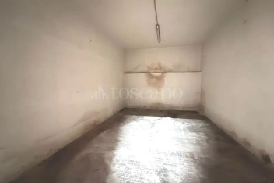 Magazzino in vendita di 400 mq a €50.000 (rif. 50/2025)