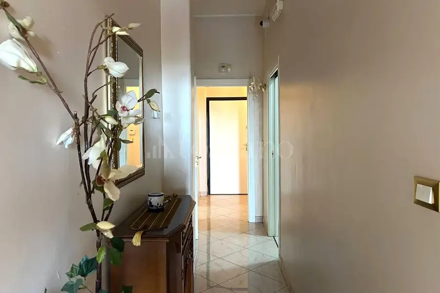 Casa in affitto di 146 mq a €950 (rif. 147/2026)