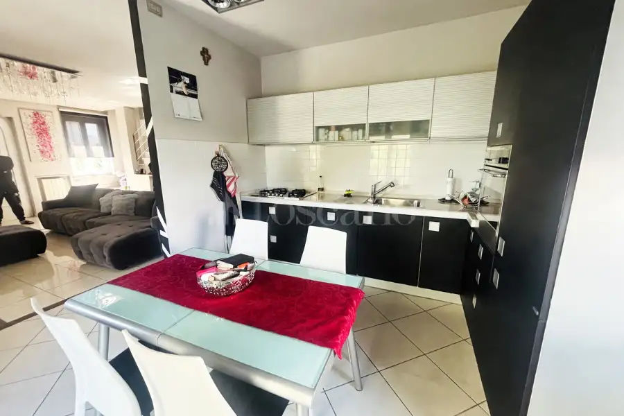Villa Bifamiliare in vendita di 235 mq a €425.000 (rif. 24/2026)