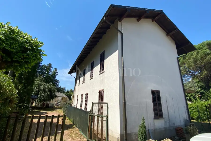 Casa Indipendente in vendita di 220 mq a €245.000 (rif. 60/2026)