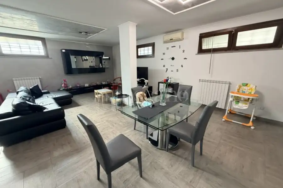 Casa Indipendente in vendita di 160 mq a €250.000 (rif. 76/2026)