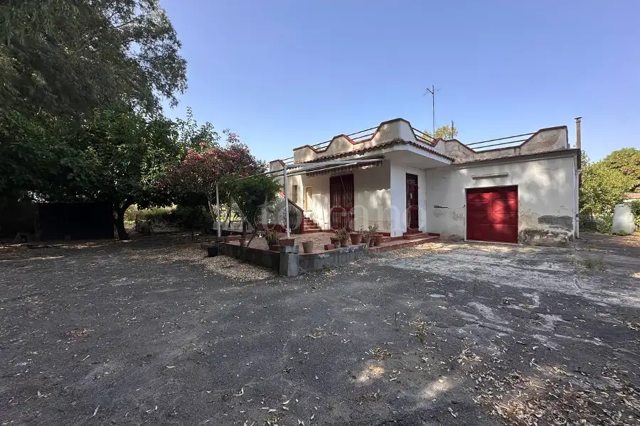Villa in vendita di 104 mq a €99.000 (rif. 127/2026)