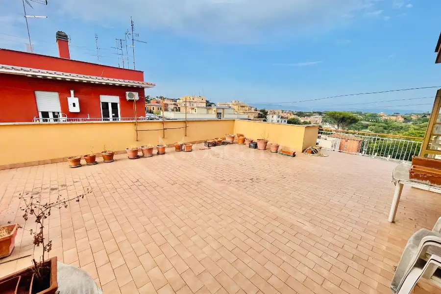 Attico in vendita di 109 mq a €439.000 (rif. 36/2026)