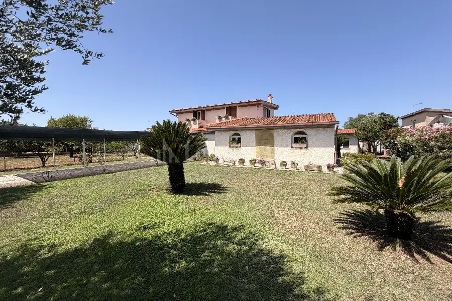 Casa Indipendente in vendita di 200 mq a €199.000 (rif. 38/2026)