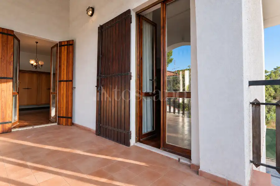 Villa in vendita di 330 mq a €1.150.000 (rif. 33/2026)