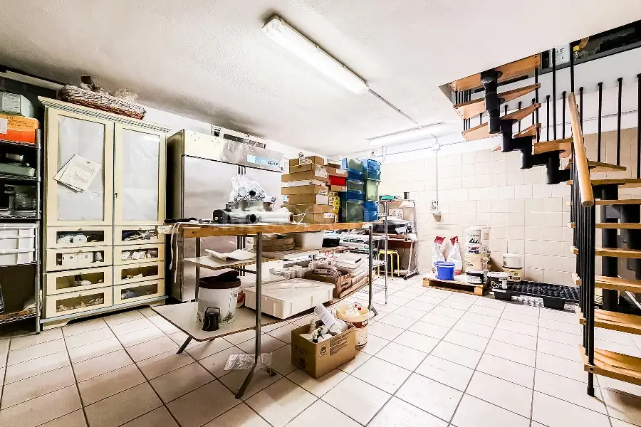 Negozio in vendita di 124 mq a €265.000 (rif. 107/2025)