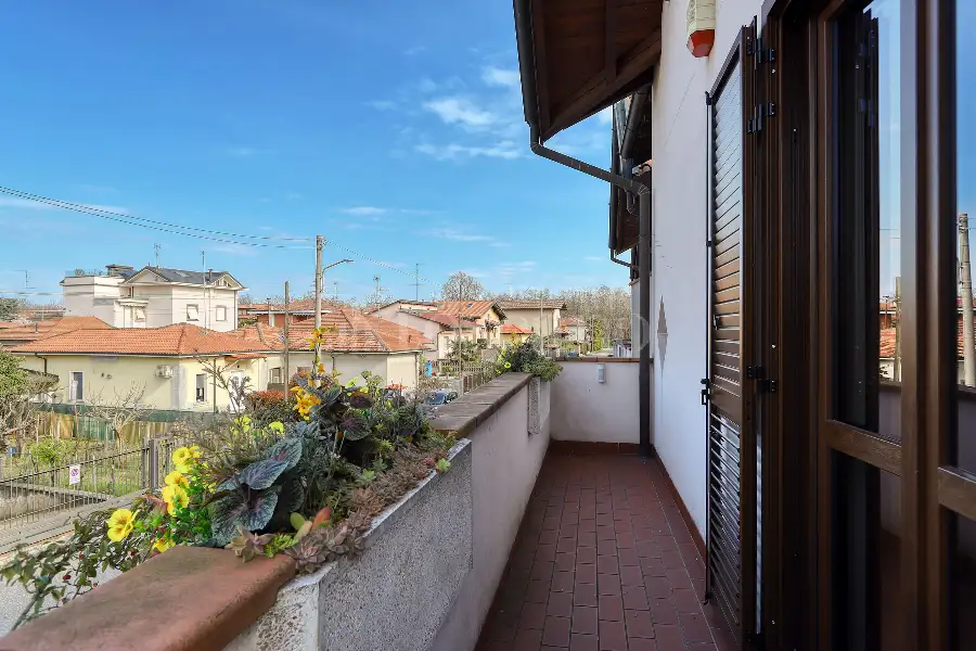 Villino a Schiera in vendita di 240 mq a €430.000 (rif. 133/2026)