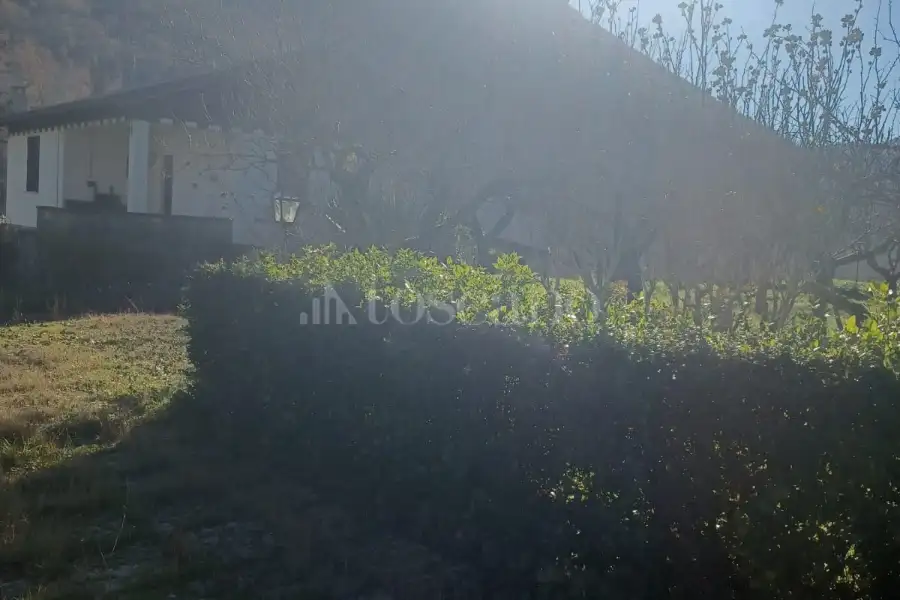 Agricolo in vendita di 320.000 mq a €435.000 (rif. 12/2023)