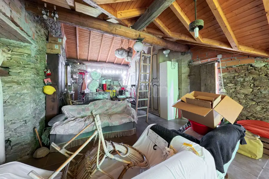 Villa Plurifamiliare in vendita di 310 mq a €515.000 (rif. 161/2026)