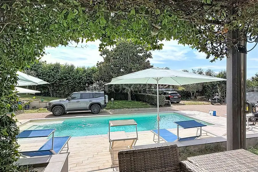 Villa in vendita di 160 mq a €380.000 (rif. 204/2026)
