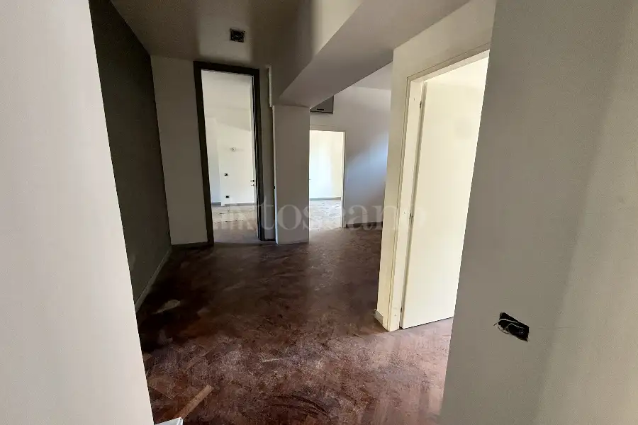 Ufficio in affitto di 130 mq a €1.500 (rif. 24/2025)