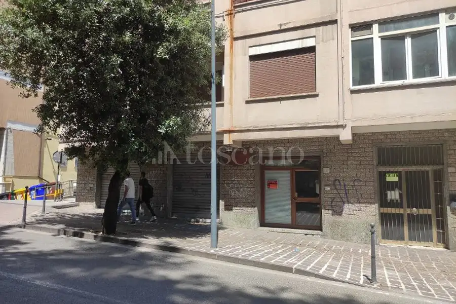 Negozio in vendita di 166 mq a €145.000 (rif. 27/2026)