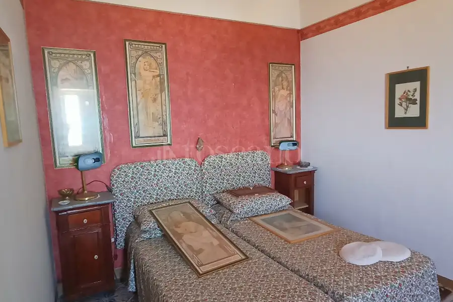 Casa in vendita di 480 mq a €450.000 (rif. 37/2026)