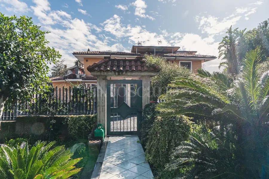Villa in vendita di 322 mq a €478.000 (rif. 20/2025)