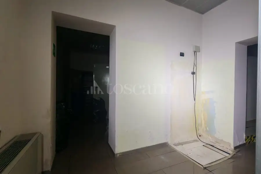 Negozio in affitto di 116 mq a €600 (rif. 7/2026)