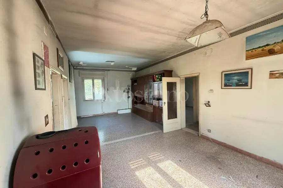 Casa in vendita di 331 mq a €545.000 (rif. 23/2026)