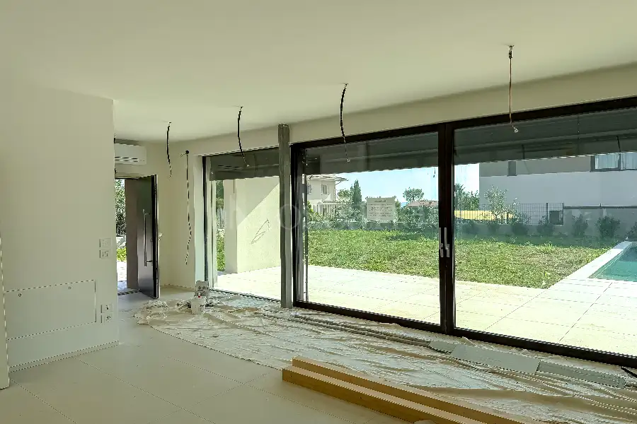 Villa in vendita di 292 mq a €1.590.000 (rif. 12/2025)