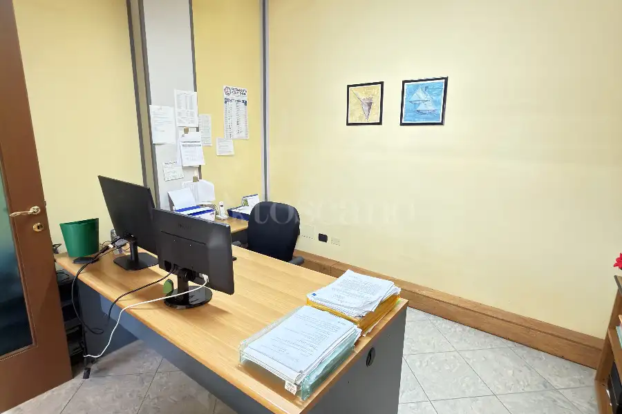 Ufficio in vendita di 113 mq a €290.000 (rif. 14/2026)