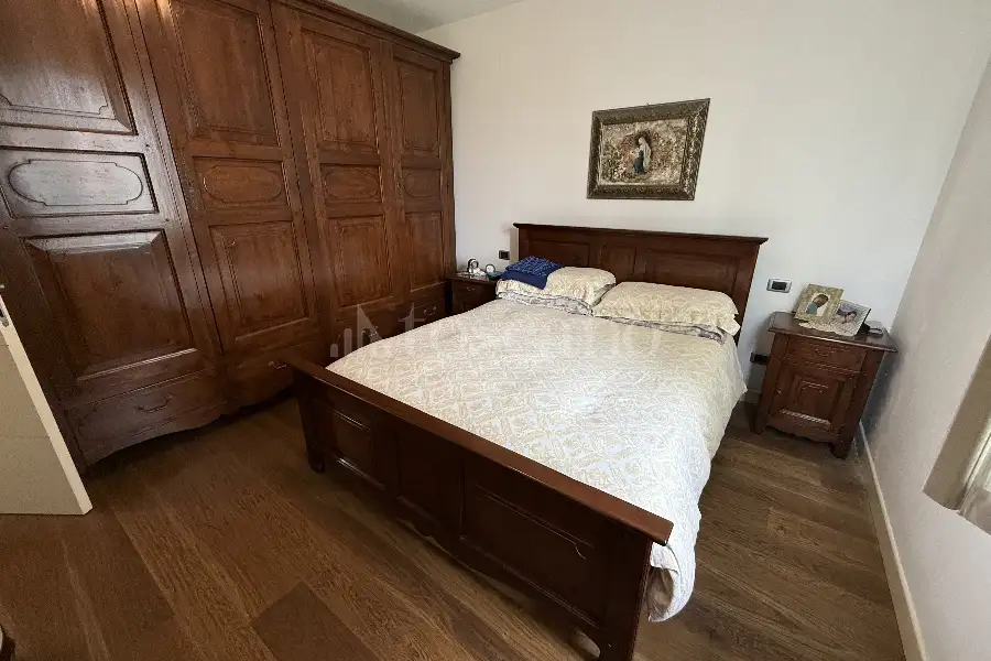 Villa in vendita di 230 mq a €950.000 (rif. 17/2026)